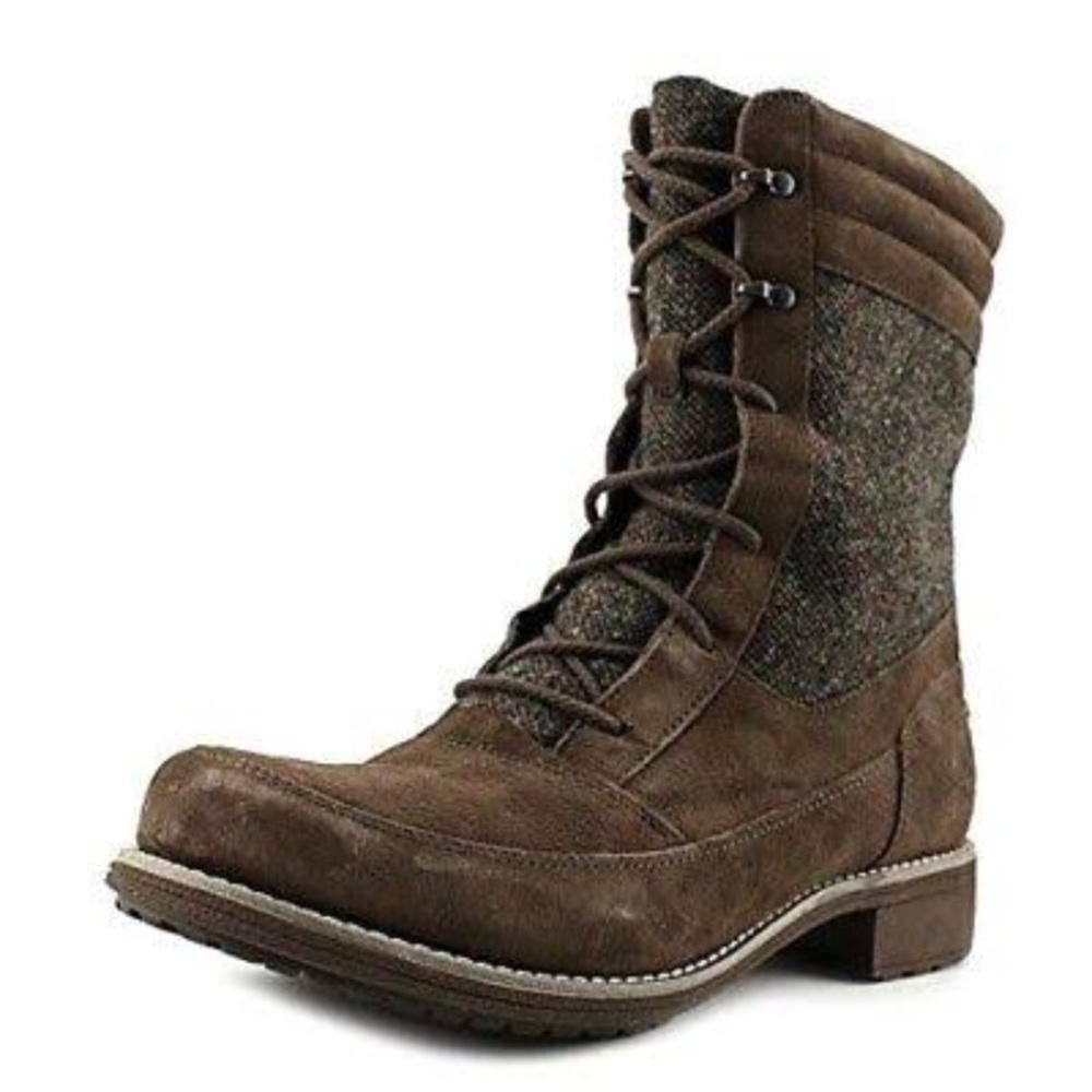 New North Face boots Size 8.5. Bridgeton Lace.